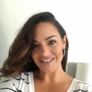 Meet your Posher, Angelique